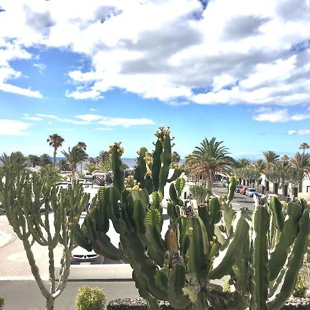 Cozzy Apartment con vista al mar Costa Teguise Esterno foto
