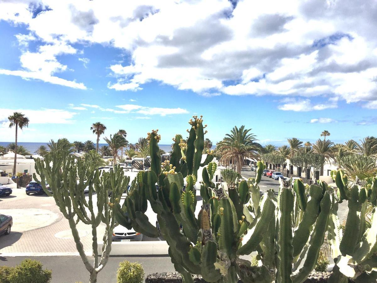 Cozzy Apartment con vista al mar Costa Teguise Esterno foto