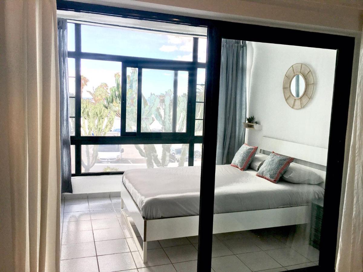 Cozzy Apartment con vista al mar Costa Teguise Esterno foto