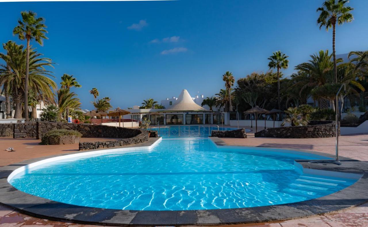 Cozzy Apartment con vista al mar Costa Teguise Esterno foto